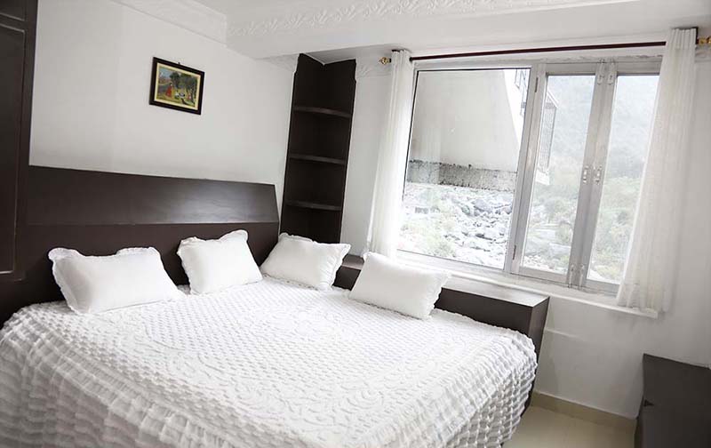 standard room with comfortable and santitized accessories